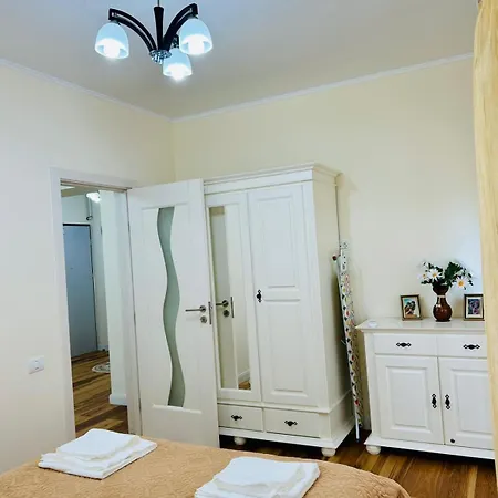 Mirage Sunset - Zona Rex Mamaia